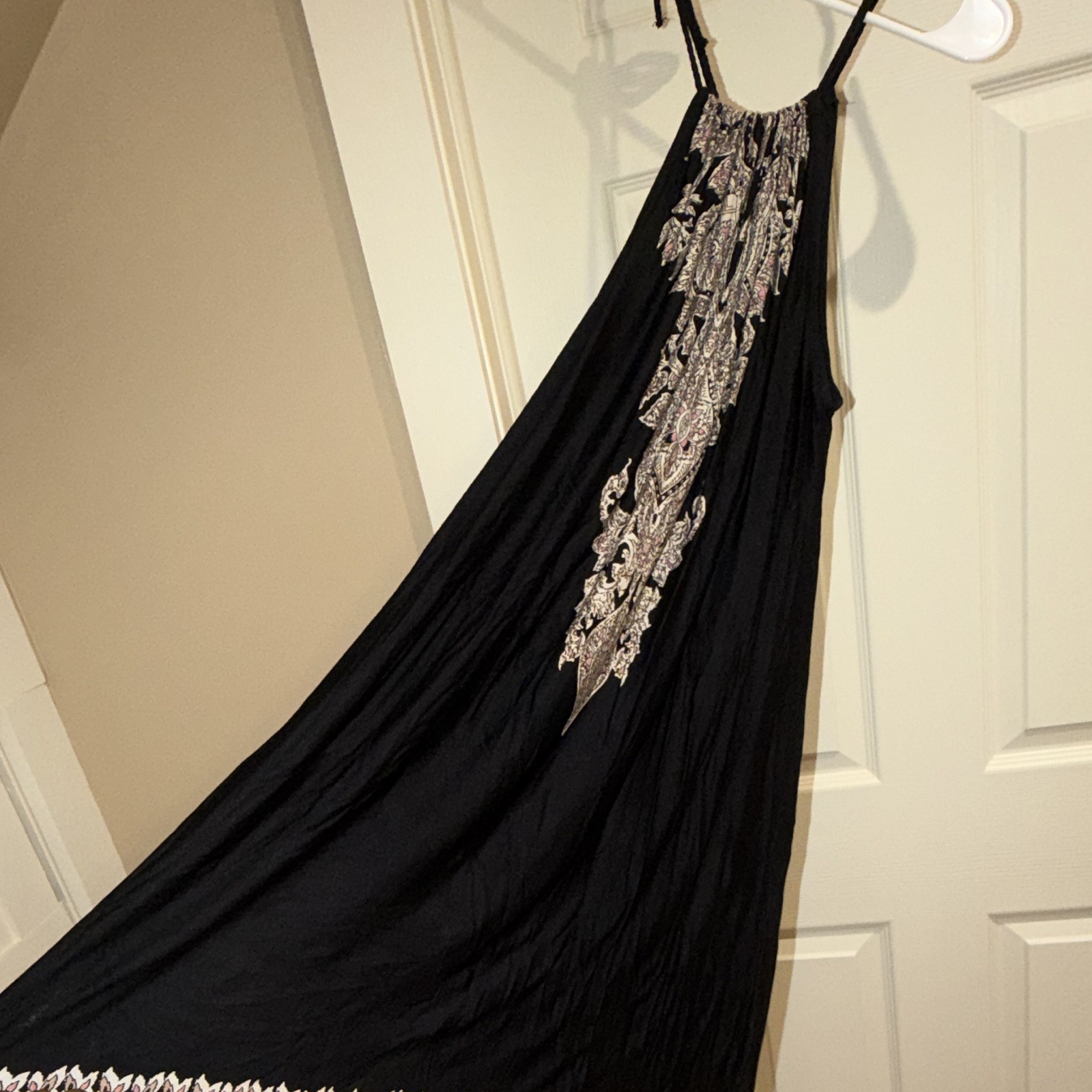 Ascana for VENUS Black Embroidered V-Neck Spaghetti Strap Shift Dress L