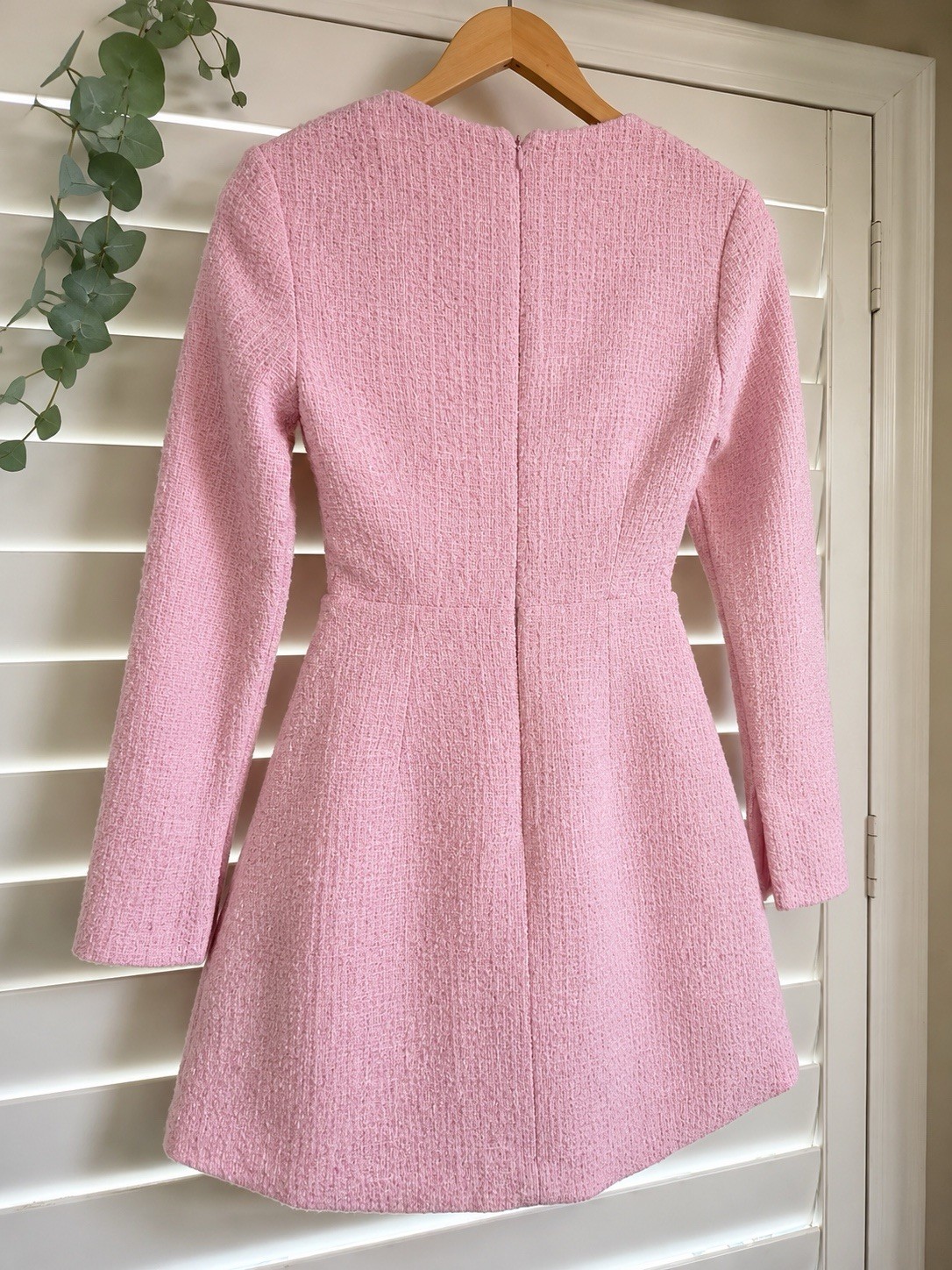 Oh Polly Sweetheart-Neck Structured Mini Dress in Soft Pink Size US 2 UK 6