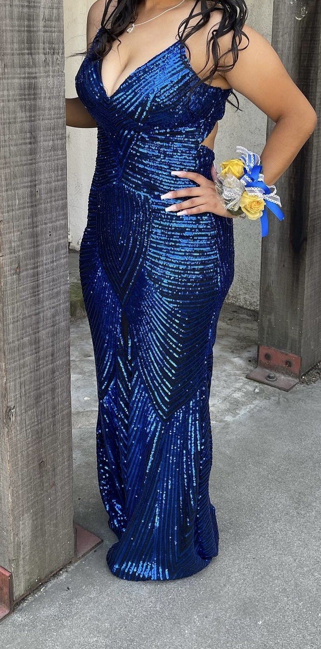 Windsor Lyanna Iridescent Blue Sequin Mermaid Formal Prom Dress