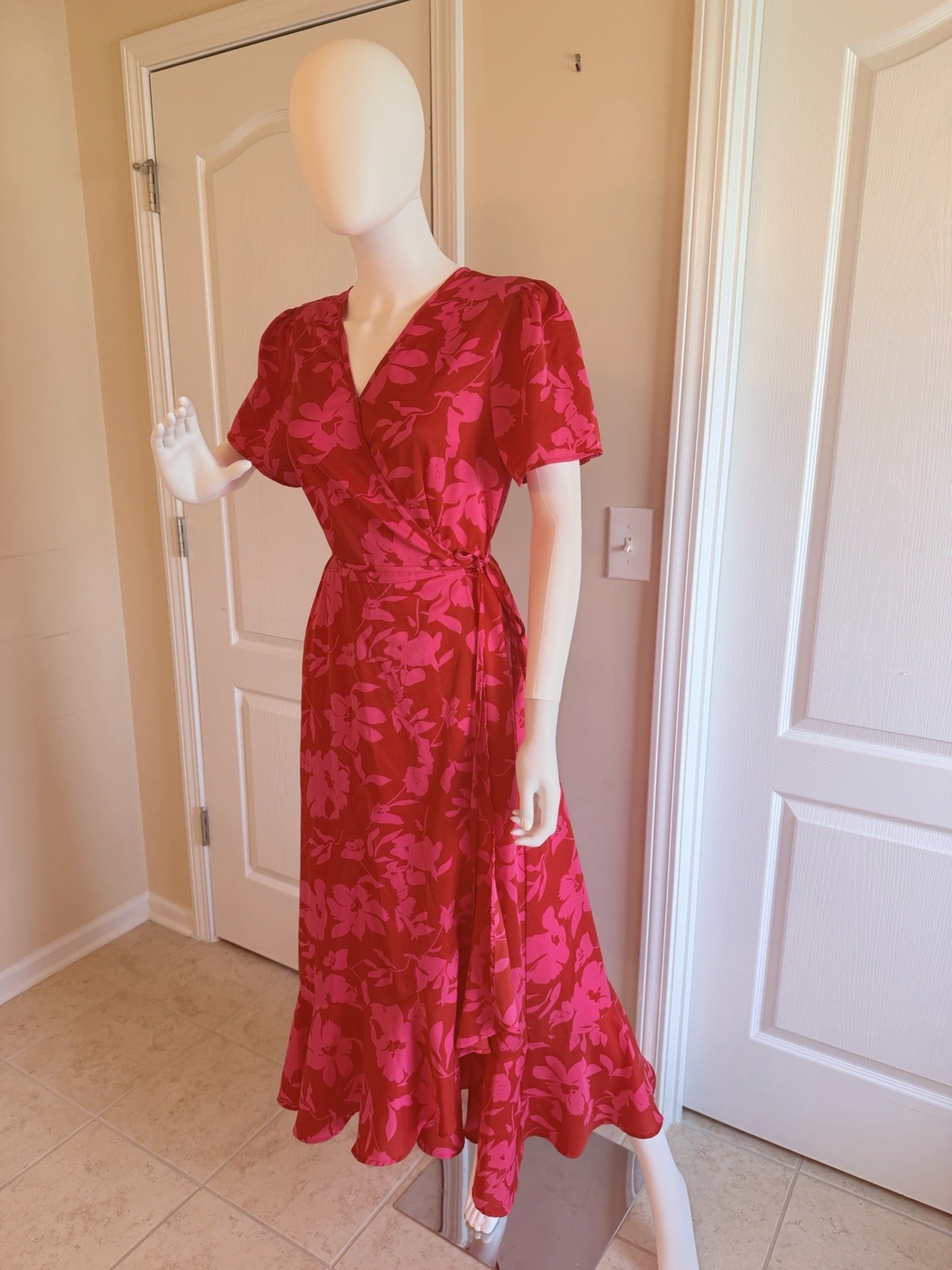 Women’s Chic Vibrant Pink Floral Wrap Maxi Dress Size M