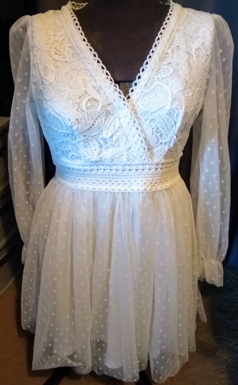 Simplee Dress Size M Armpits 20 In Shoulders Down 35 In Bottom 30 In
