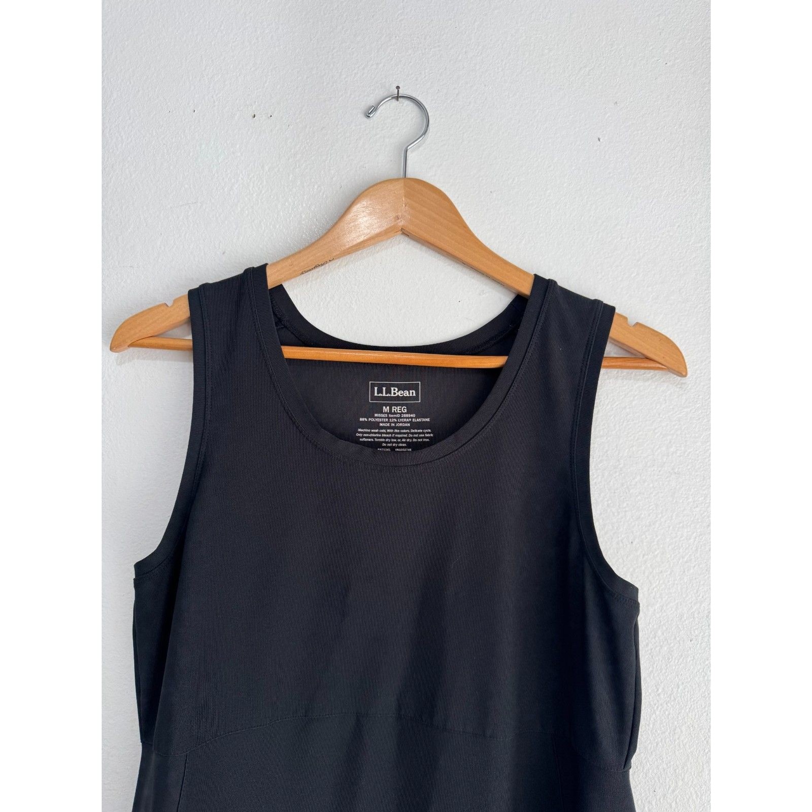 L.L. Bean performance dress summer outdoor sports walking hiking camping women M