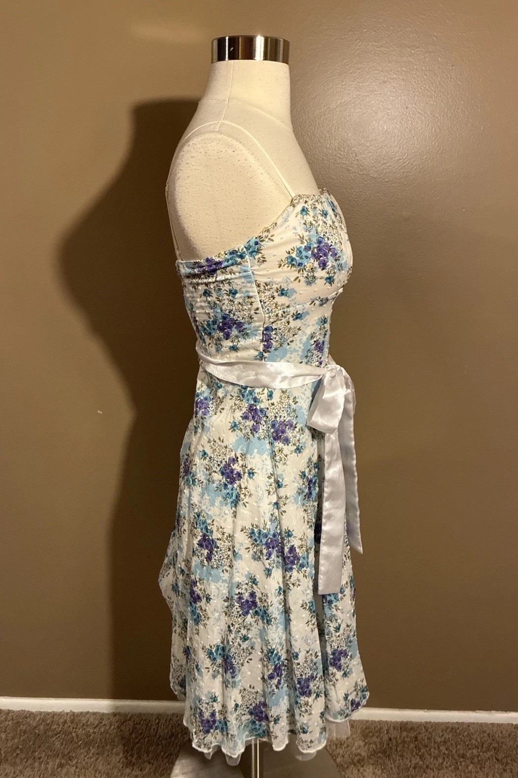 Ruby Rox Spaghetti Strap Floral Sun Dress With Satin Belt Size 3 NWT