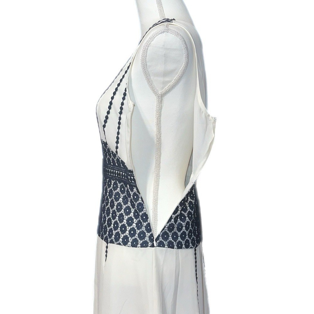 Ryu – Sheer Crocheted Appliqué Party Dress – Size Small