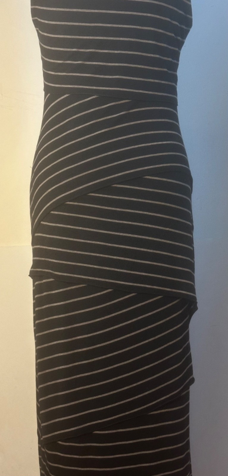 Comfy Bailey 44 Black & Tan Striped Bodycon Cocktail Dress – Rayon – USA – S/4-6