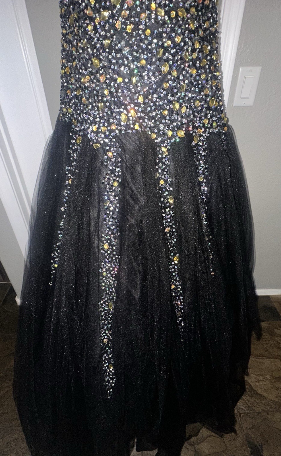 Jovani Formal Dress Size 10 Sleeveless Beaded Black side zip RN 81120 Beautiful