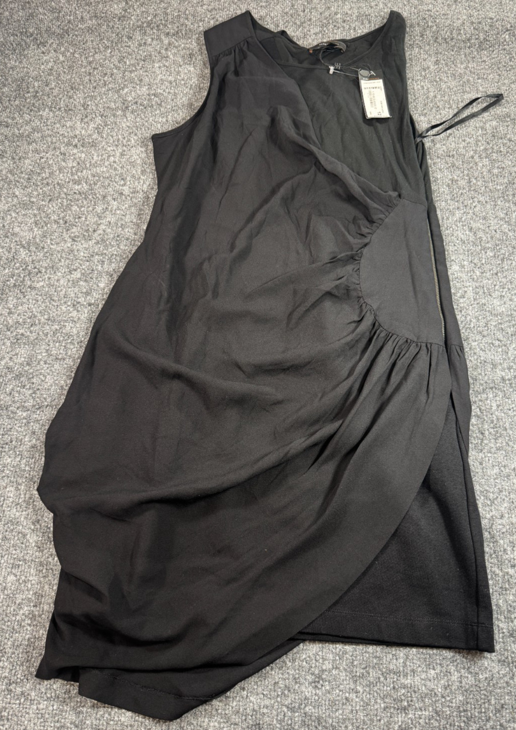 BCBGMaxazria Womens Shift Dress Size 12 Black Knee Length Side Zip Pleated