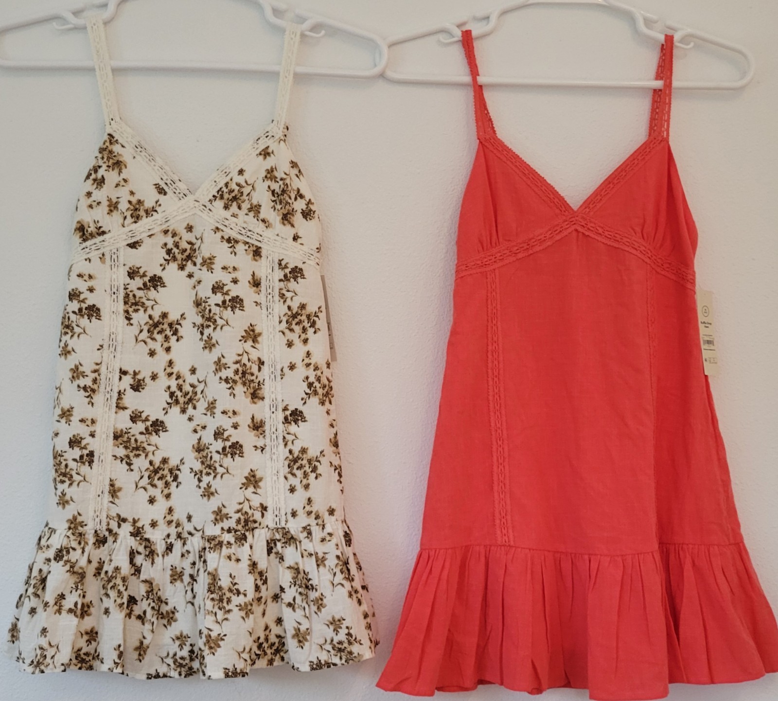 Lot of 2 Dresses Ruffle Drop Hem Nb Chrochet Trim Dress Brown White Size Xxs Xs