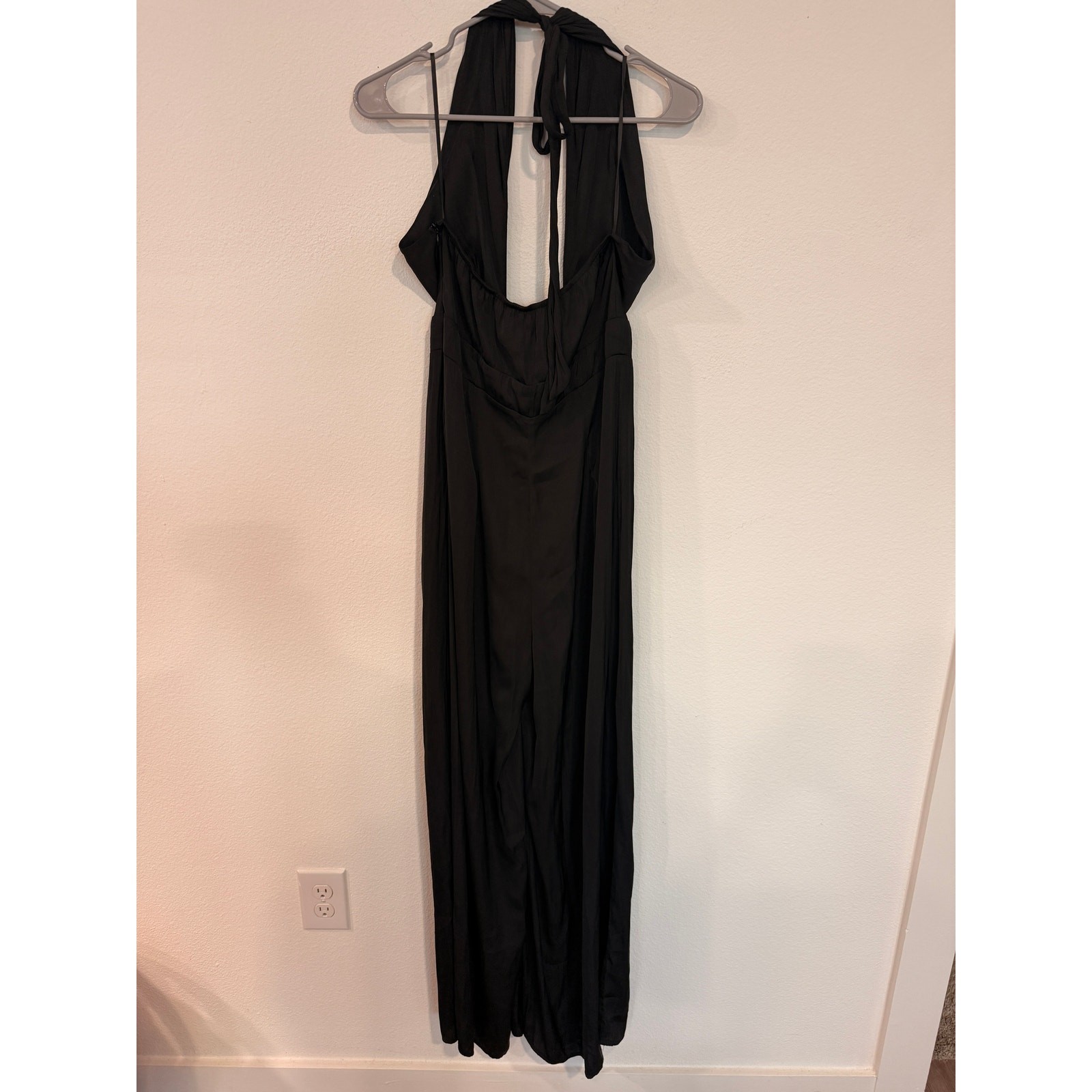 Hello Molly Black Halter Neck Backless Maxi Dress – Size 6