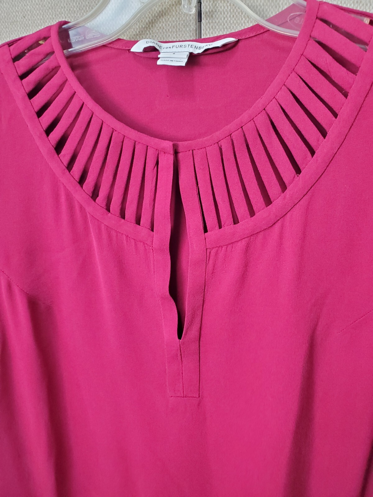 Diane von Furstenberg Damian Raspberry Red Silk Ladder Trim Shift Dress Size 8