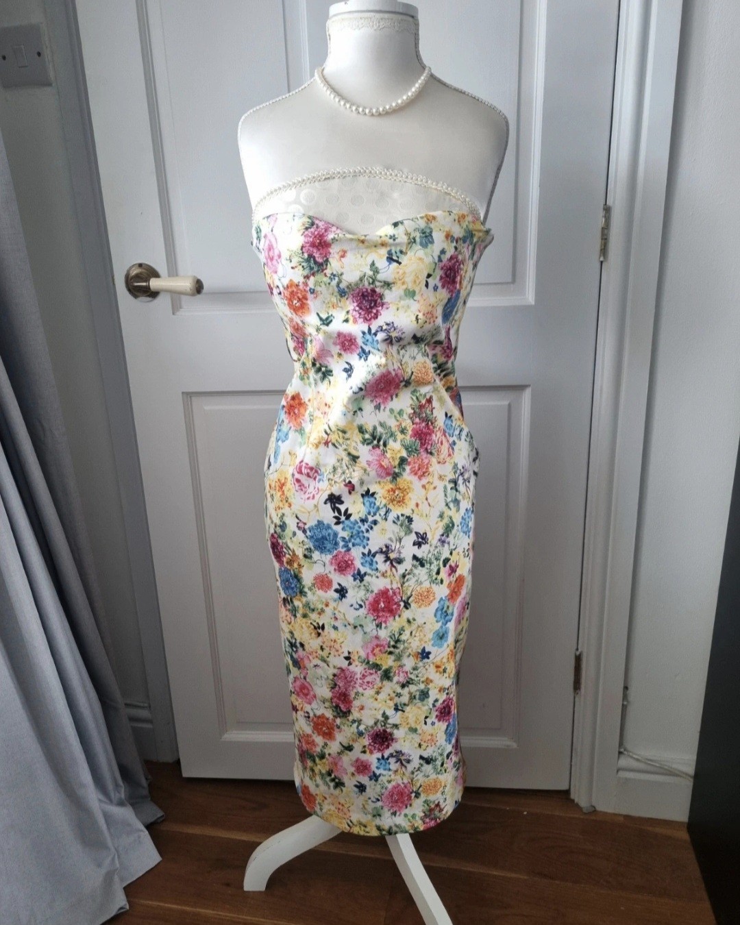 Blue Vanilla Sweetheart Floral Midi Dress. Cotton Size 10