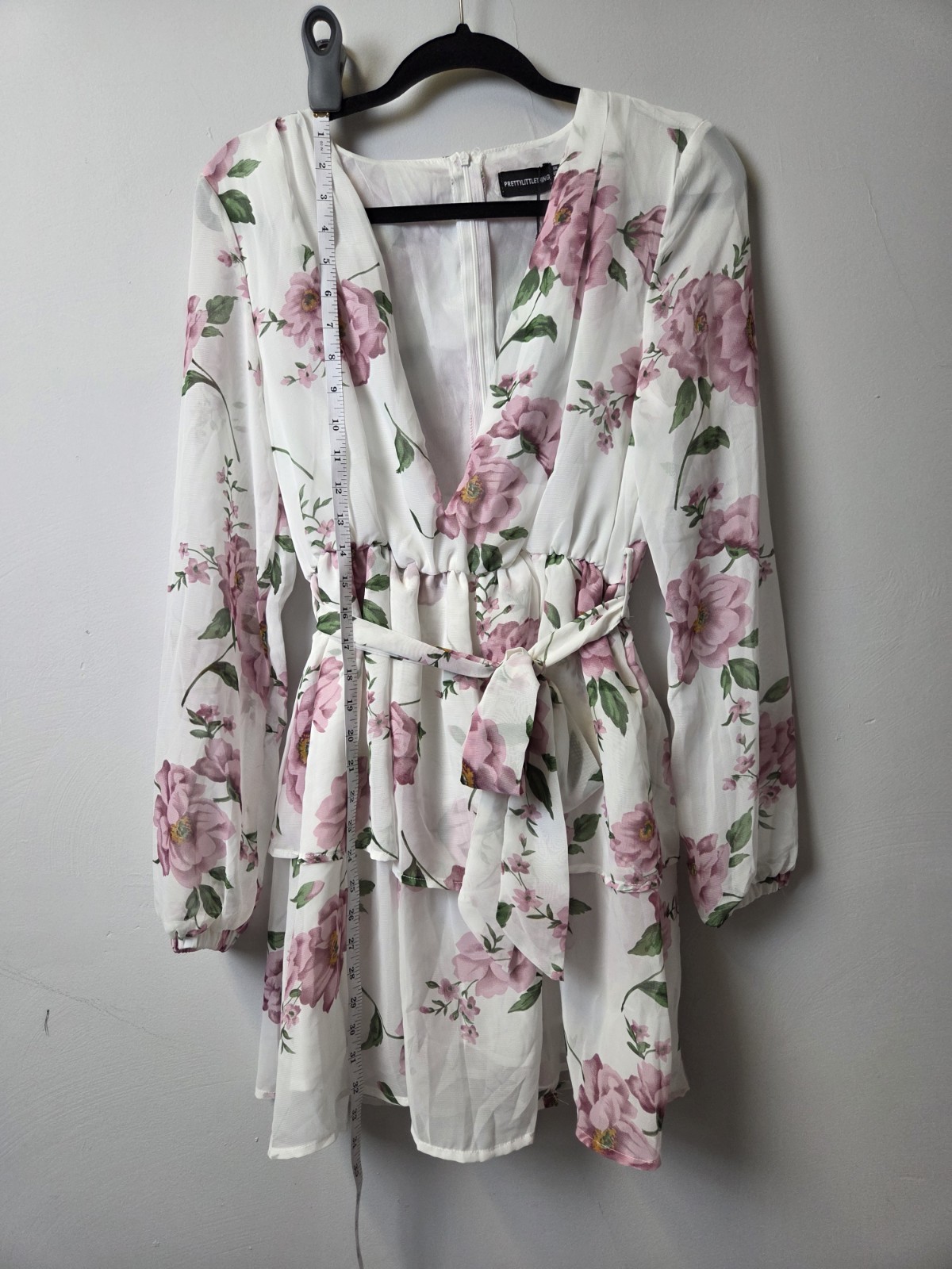PrettyLittleThing White Pink Green Floral Chiffon V-Neck Belted Mini Dress 8