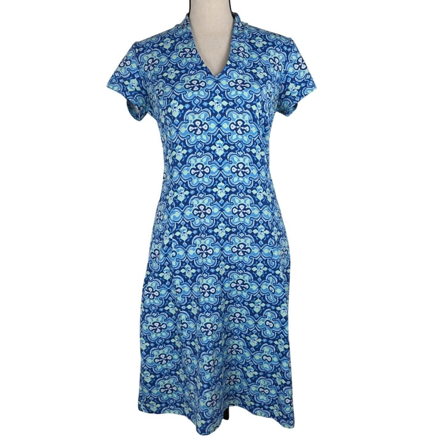 J. McLaughlin Catalina Cloth Blue/White Geometric V-Neck Shift Dress Stretch M