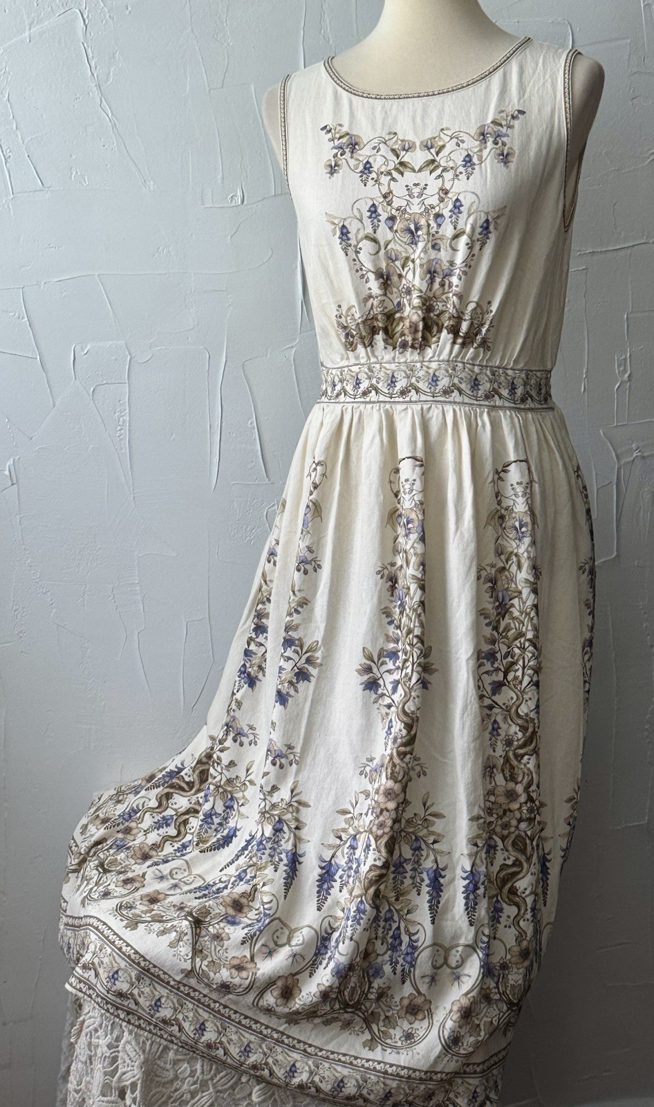 Max Studio London Floral Rayon Linen Dress Sz M Sleeveless Midi Cream Blue