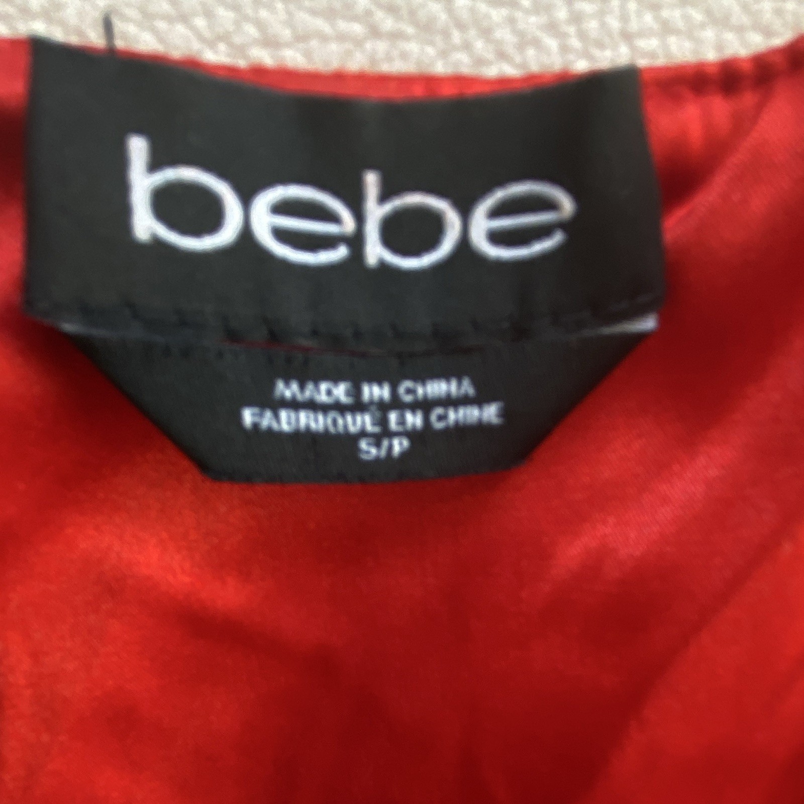 bebe Red Solid Round Neck Sleeveless Sheath Knee Length Zip Dress S/P