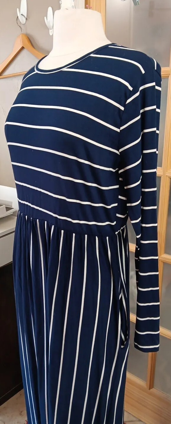 Striped Maxi Dress NWT Long Sleeved Hount Blue White Sz XL Soft Classic Beauty