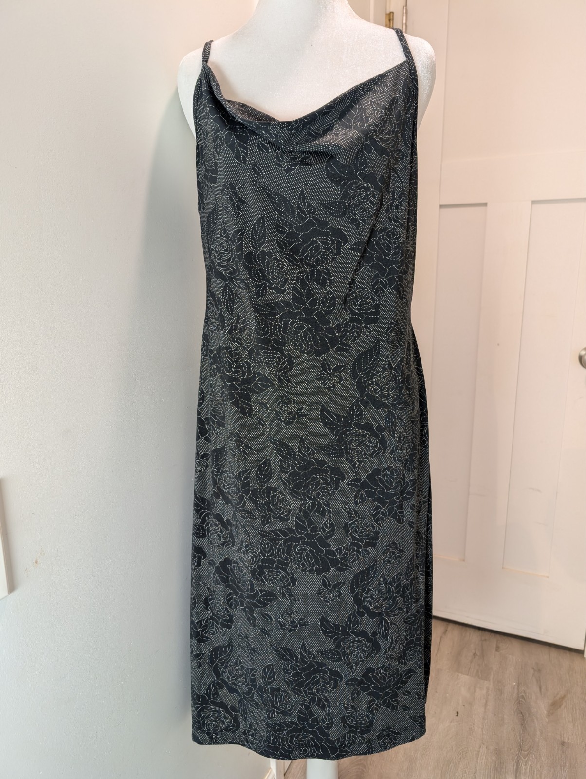 Mossimo Flower Rose Print Flowy Summer Dress Medium