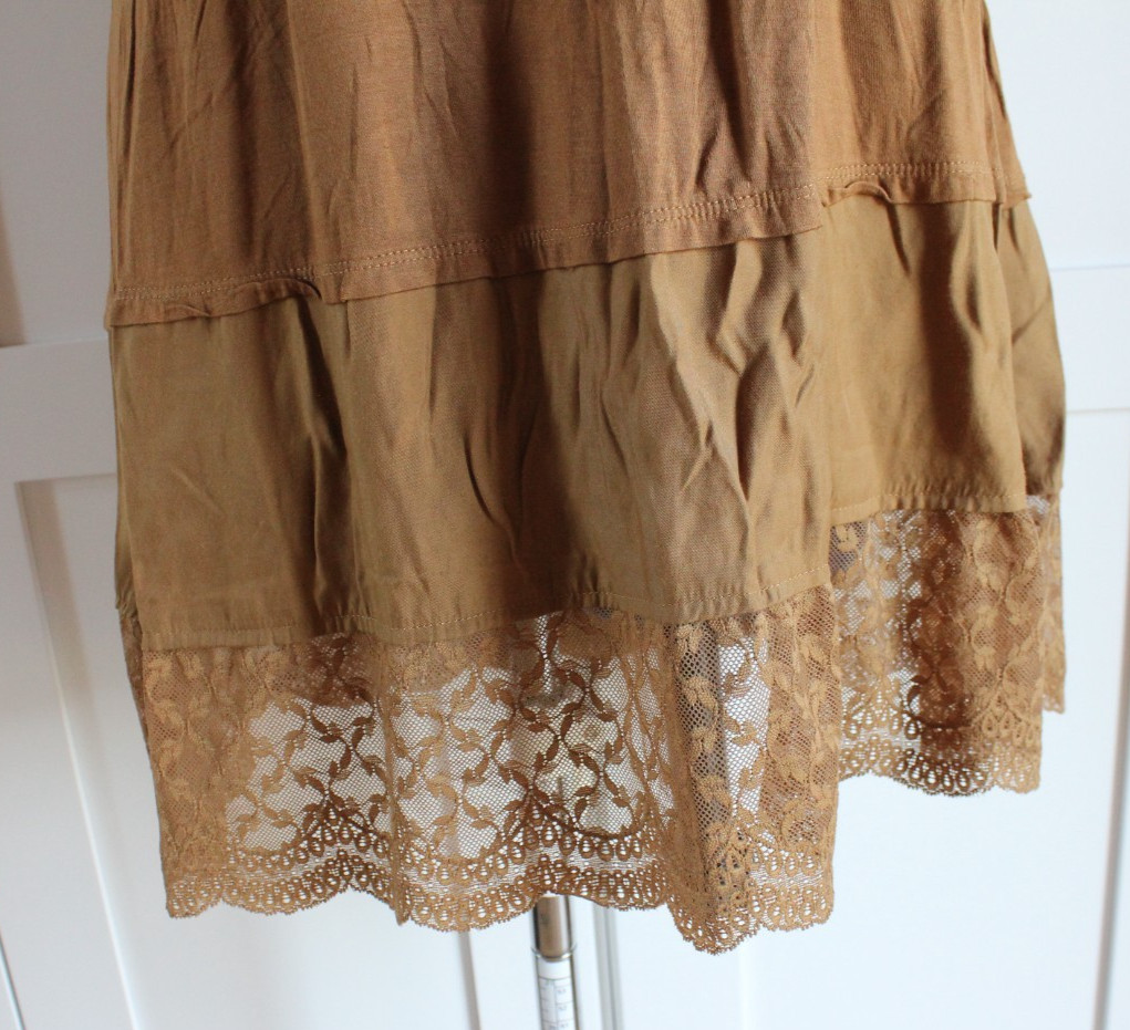 LOGO Layers by Lori Goldstein Size Medium Carmel Boho Tank Slip Dress With Lace