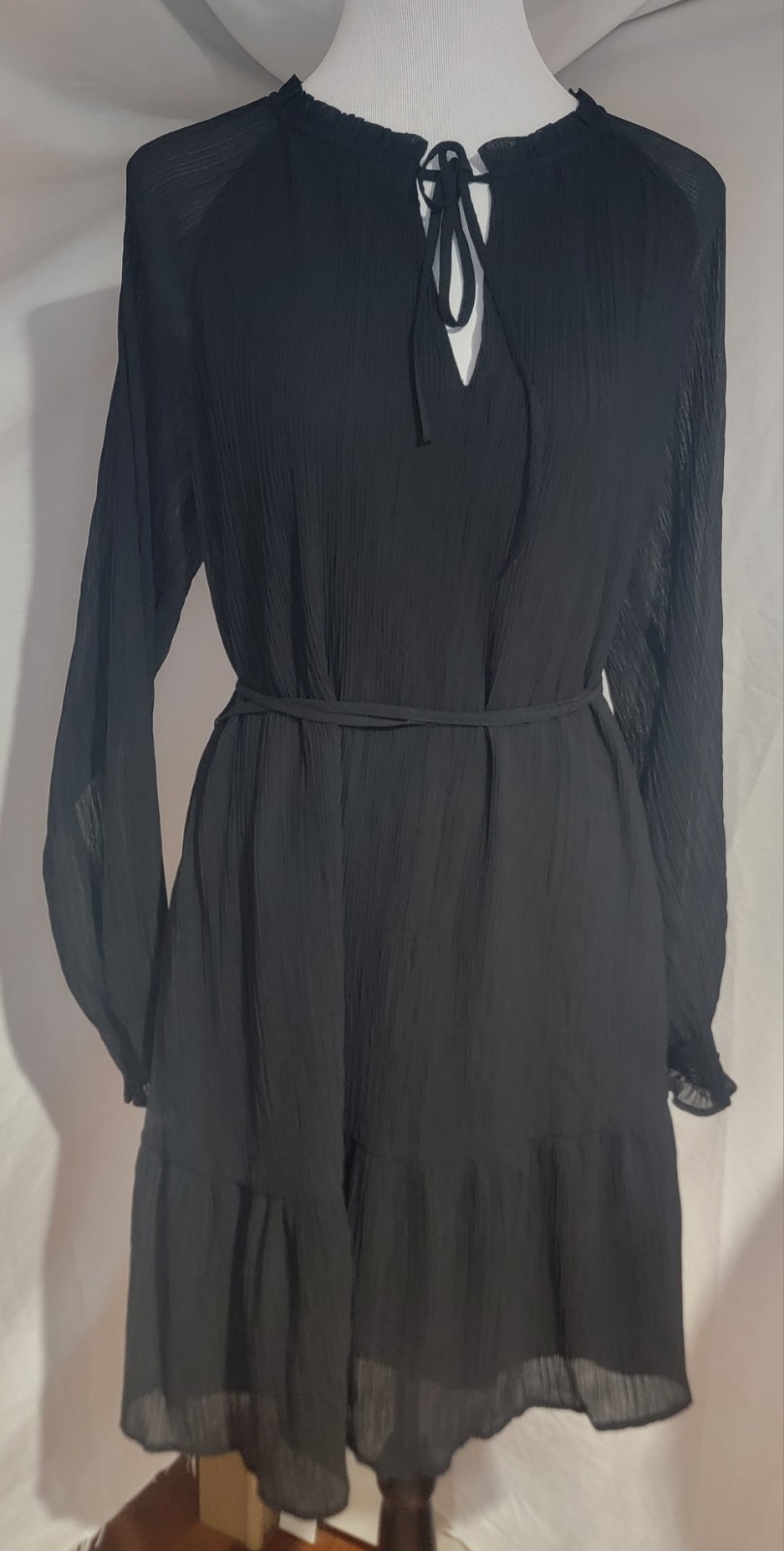 LOFT Black Pleated Dress Womens Medium Tie Neck Belted Sheer Sleeve A-Line Party