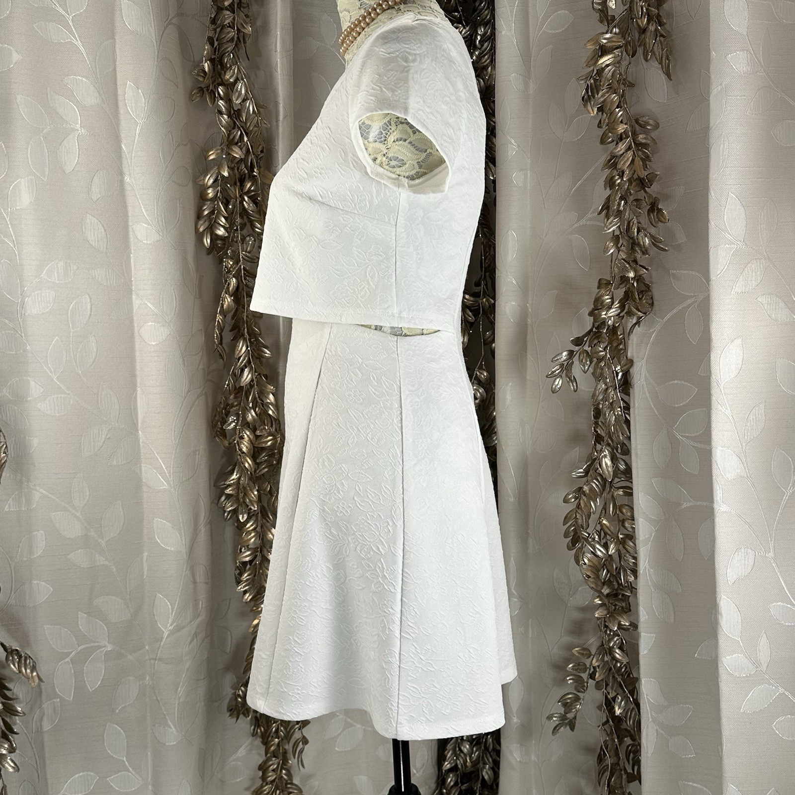 Hem & Thread White Jacquard Textured Fit & Flare Dress w/ Cutouts | Small