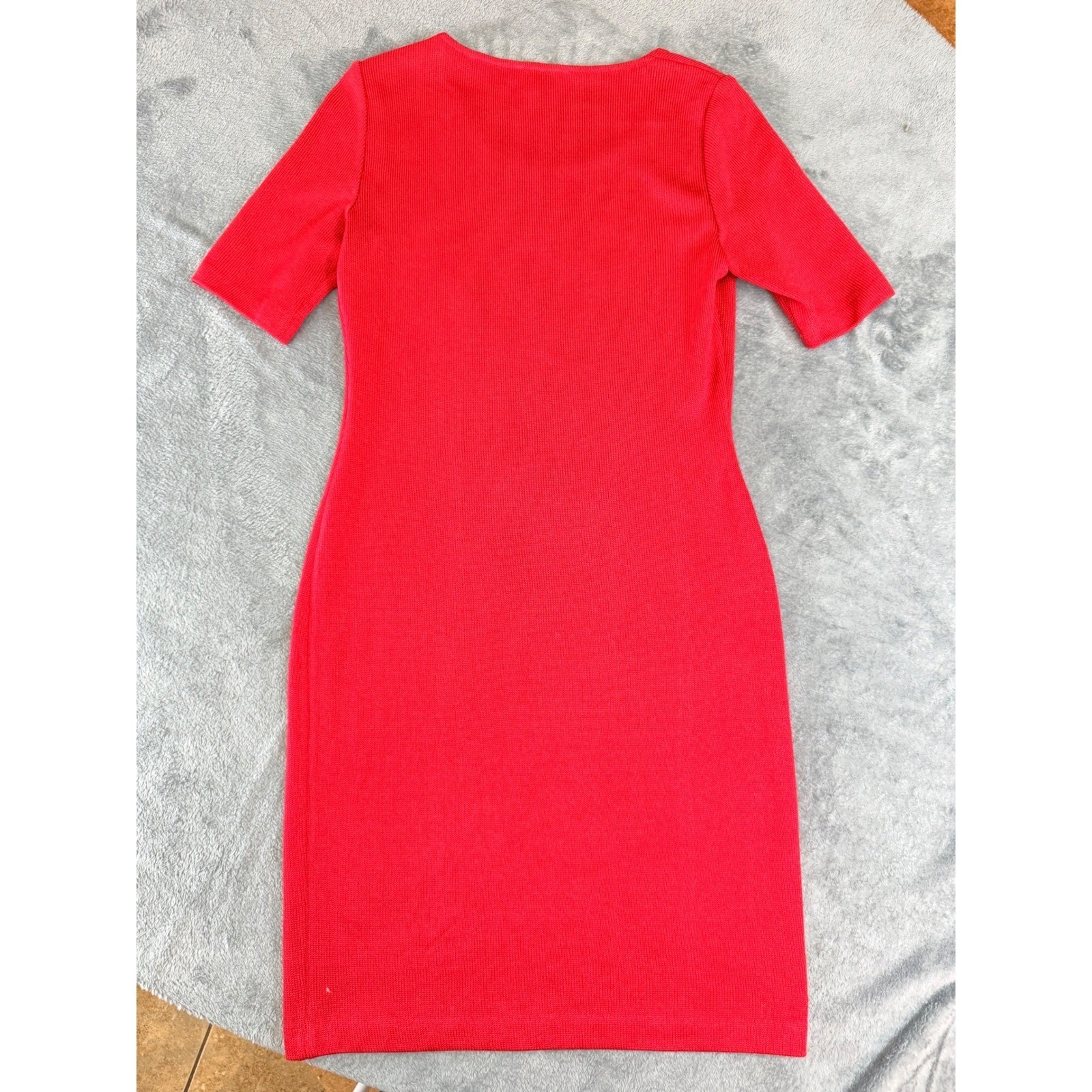 St John Collection Red Wool Blend Ribbed Knit Dress Short Sleeve Size 6
