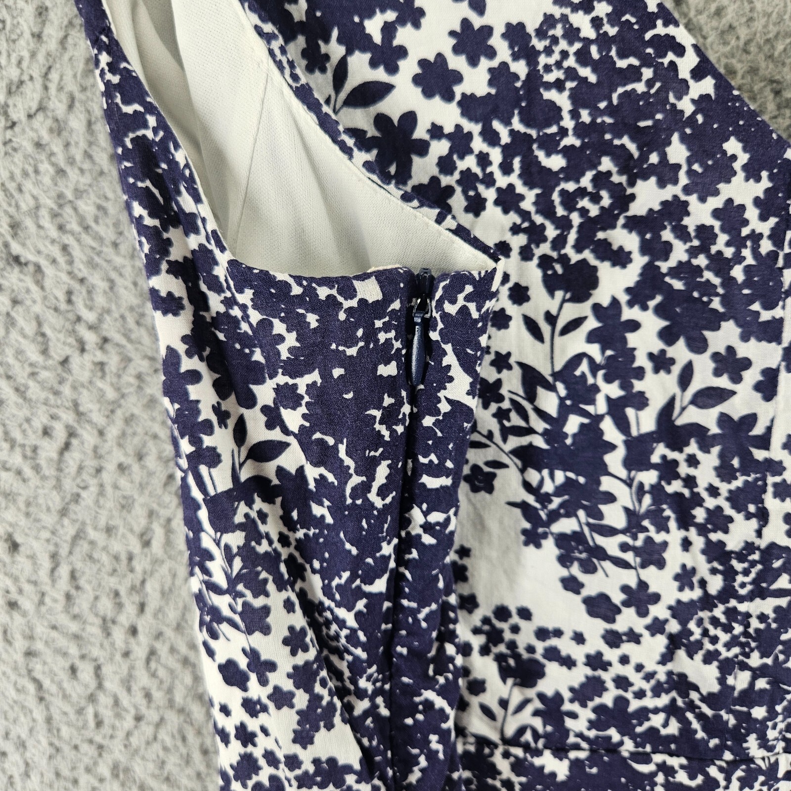 Blu Sage Dress Size 16 Side Zip Floral Print Lined Navy Blue White – 16