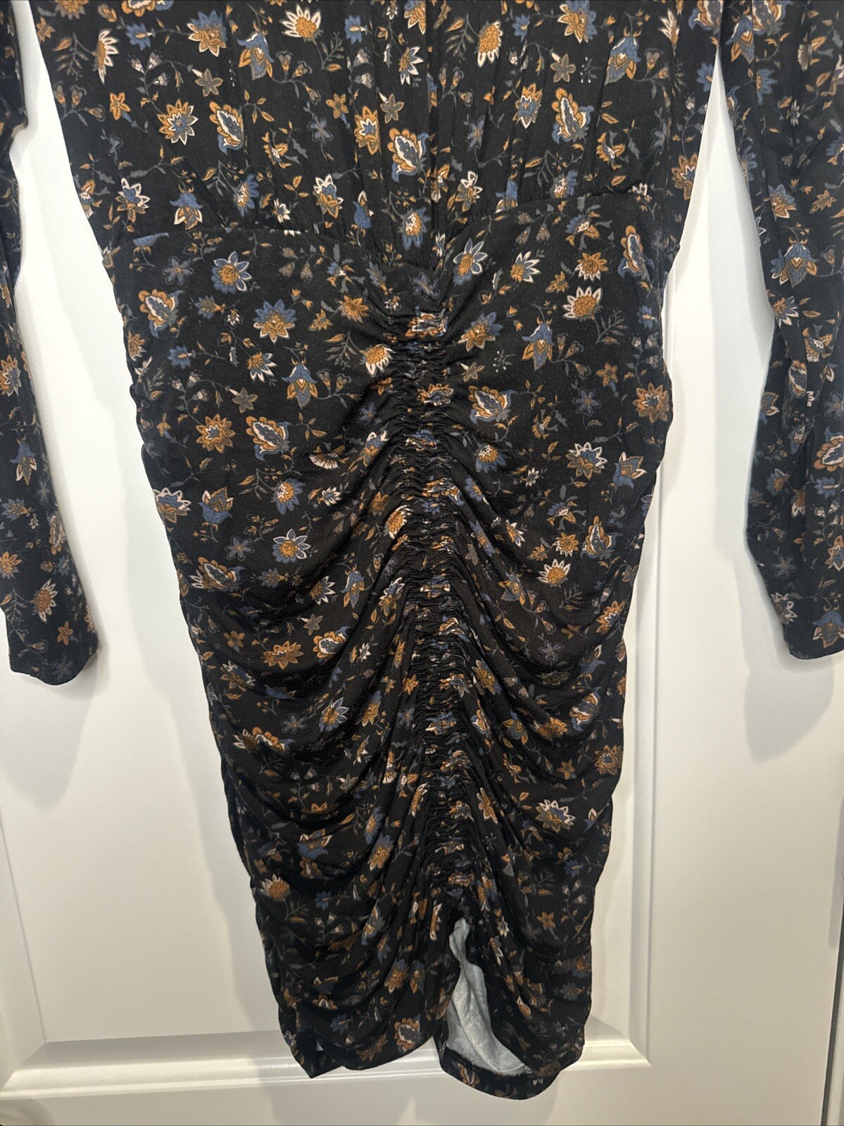 Evereve Lorelei Ruched Smocked Knit FLORAL Dress Keyhole Back Bodycon Stretch S