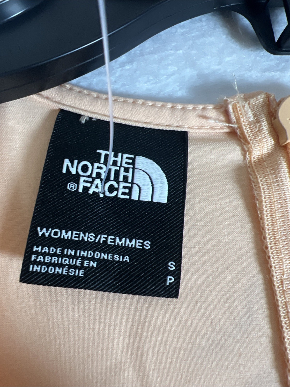 The North Face Never Stop Wearing Adventure Dress Size SP Apricot Ice Shorts
