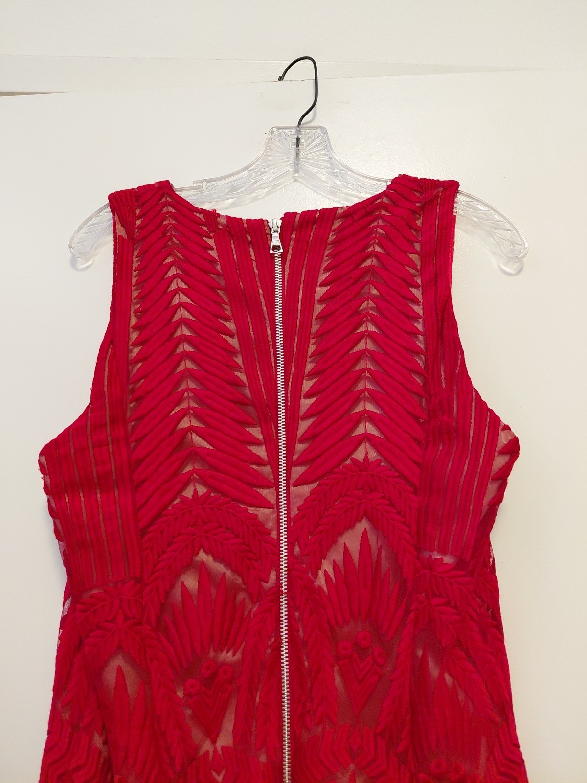 Bardot Alice Embroidered Lace Short Sheath Dress Sleeveless Red 10 Bodycon