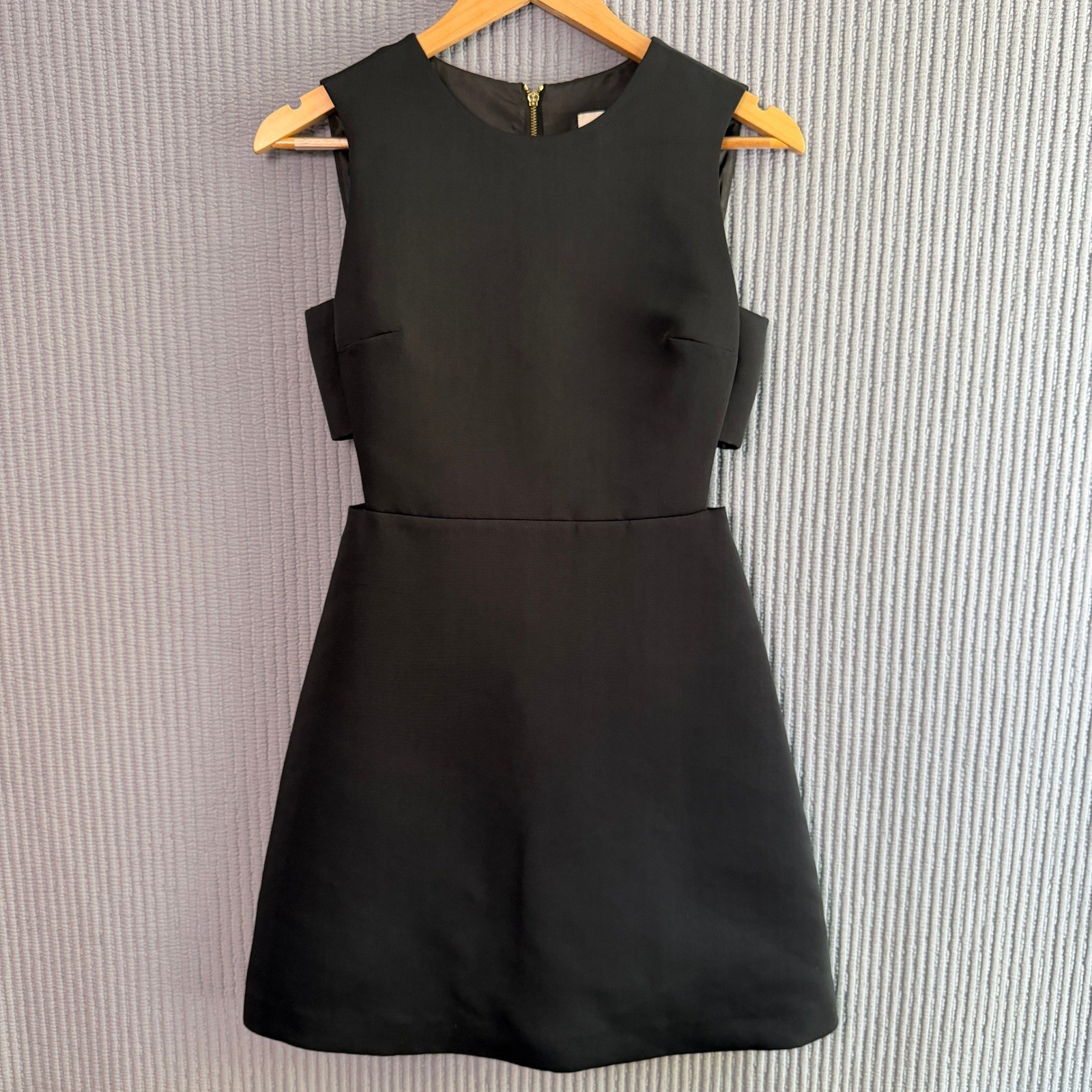 Kate Spade Cocktail LBD Mini Dress 0 Fit and Flare Black Side Cutout