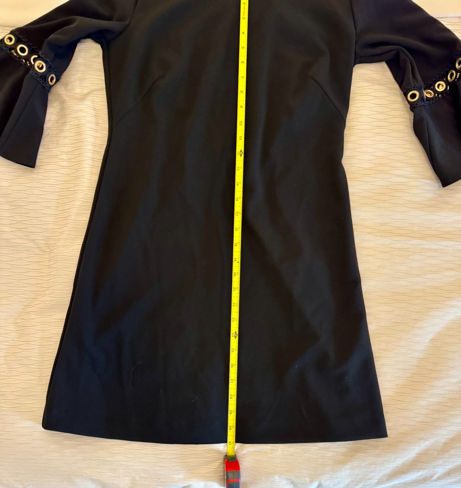 Dennis by Dennis Basso Black Shift Dress – Women’s Size 8 – Gold Grommet Sleeve