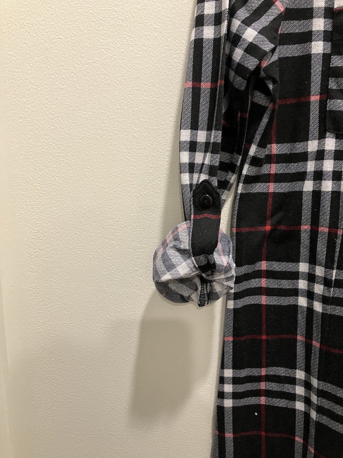 R N B Size Medium Ladies Black White Red Plaid Roll Tab Sleeve Dress