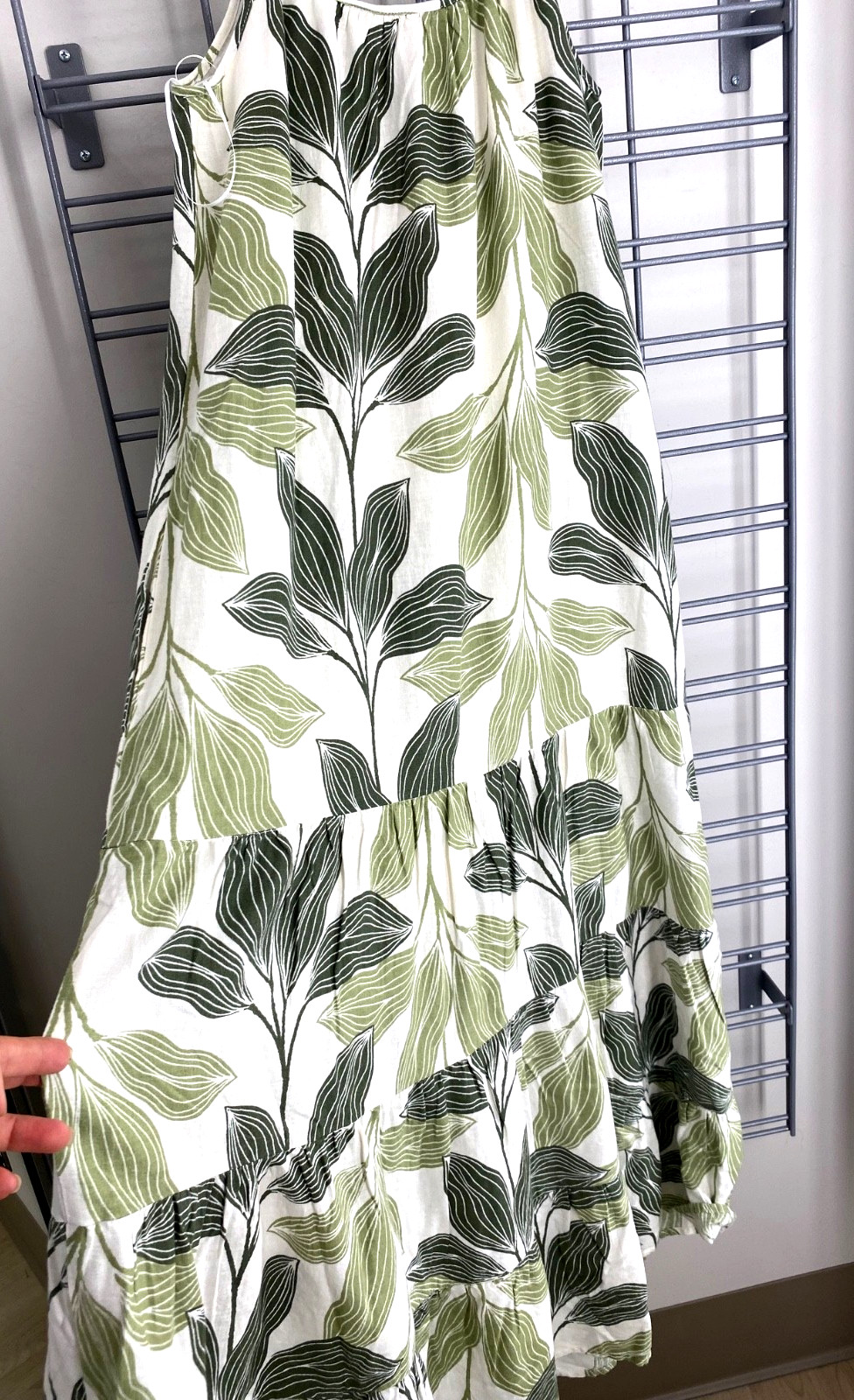 Tahari Leaf Print Linen blend Maxi Dress Size S summer dress