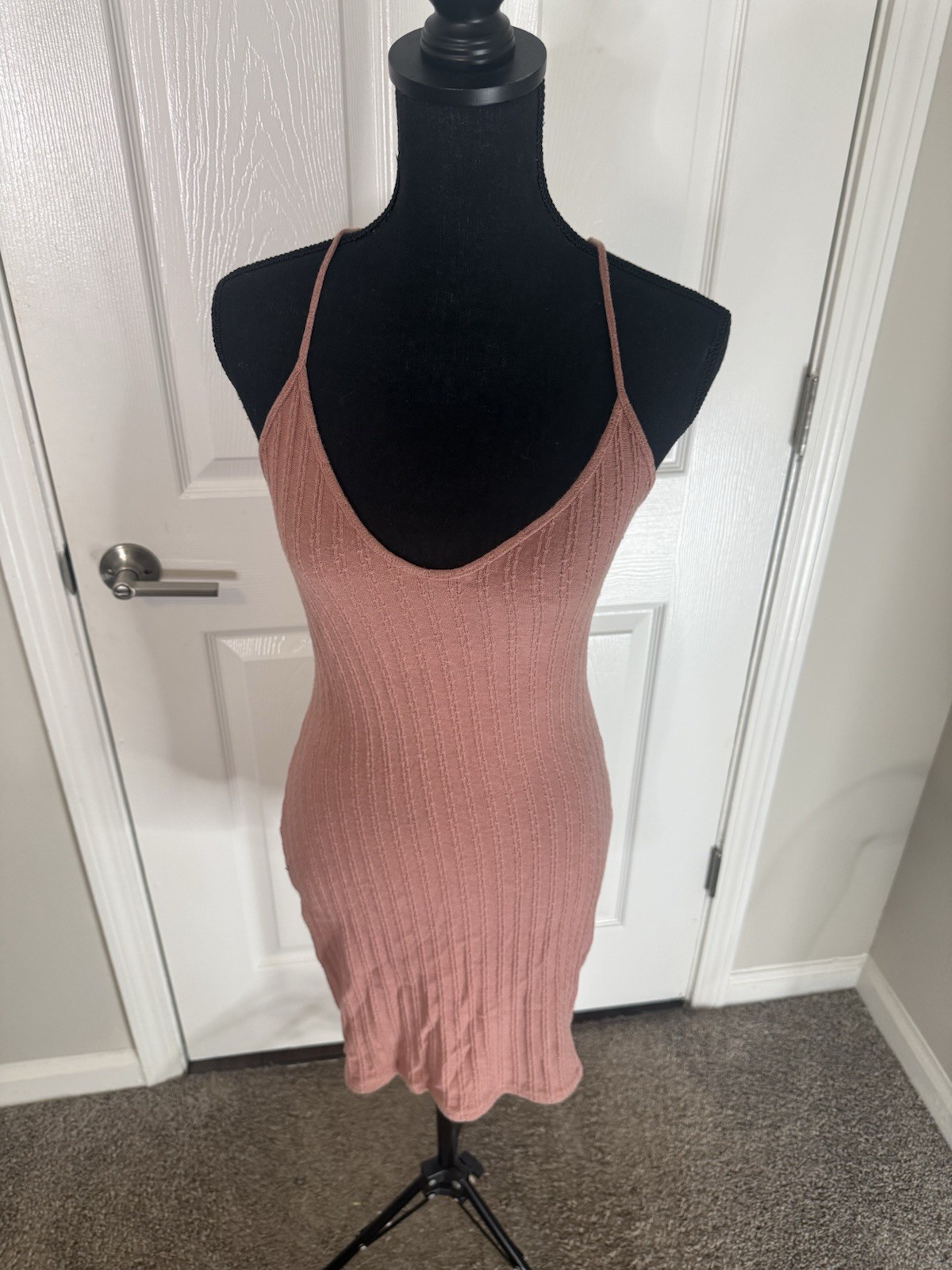 Heart & Hips Women’s Pink Ribbed Knit V-Neck Strappy Bodycon Slip Dress S