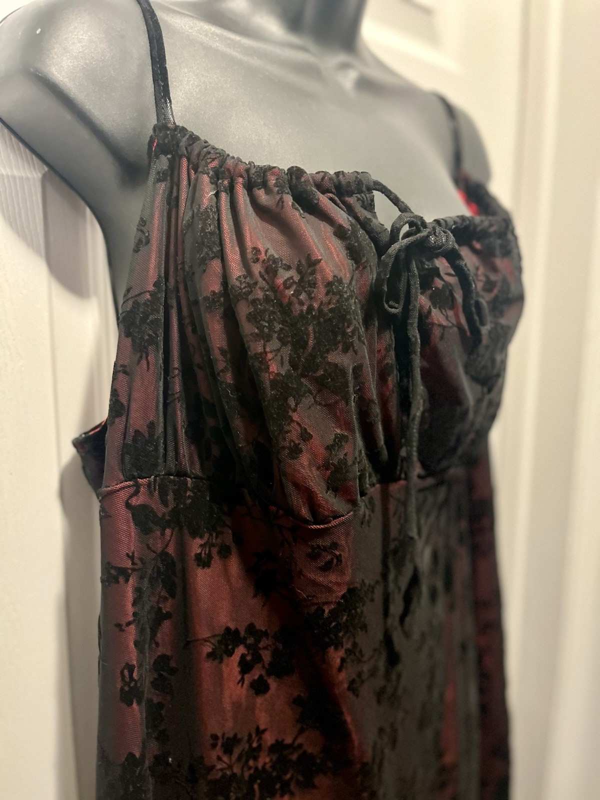 Y2K Mini Dress Babydoll XL Whimsigoth Lace Floral Black Red Pleated Embroidered