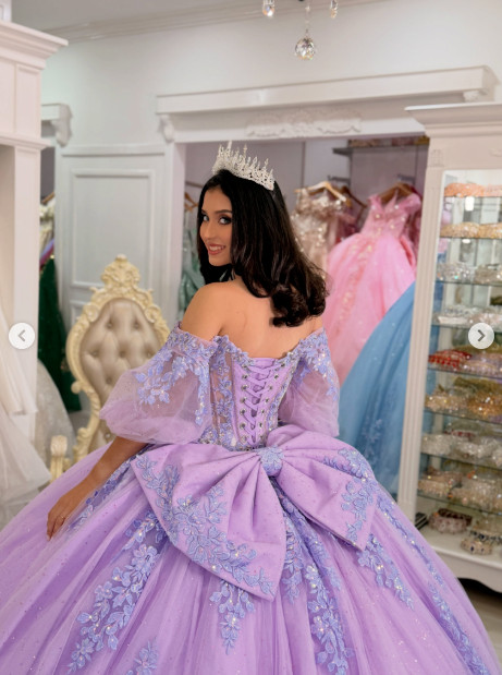 Lavender Quinceanera Dresses Off Shoulder Sweet 16 Bowed Puffy Sleeve Ball Gowns