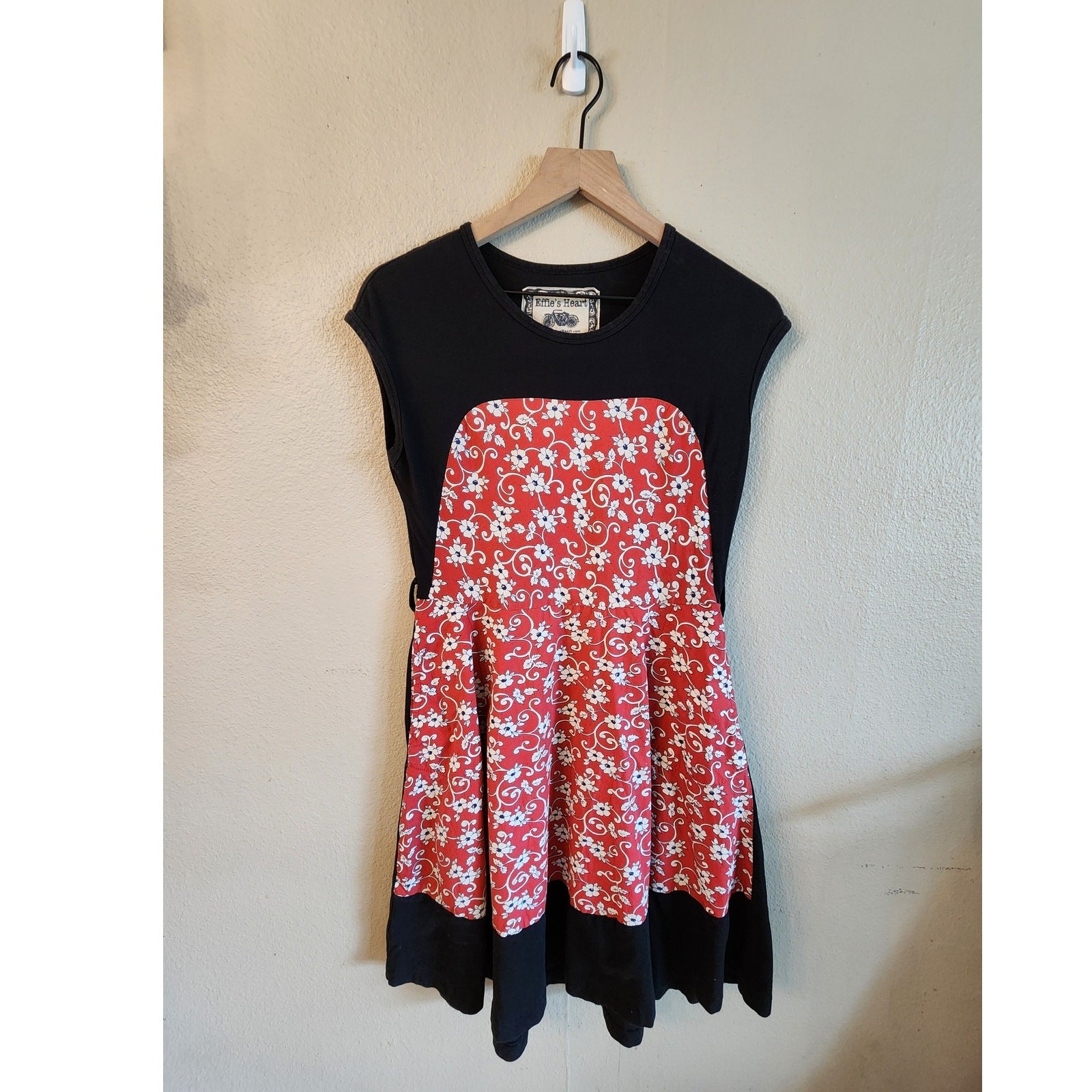 Effie’s Heart Women’s Dress SZ Medium Floral Y2K Swing Skirt Pockets