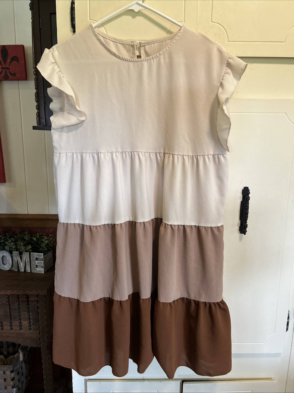 Women’s SHEIN Tier Multi Cream And Browns Color Dress-M
