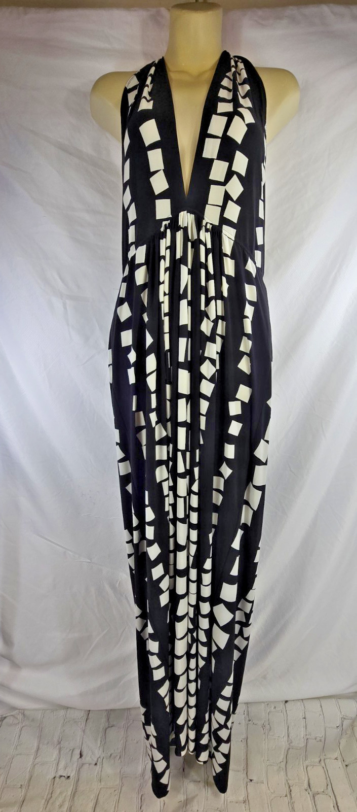 Kamalkulture Sleeveless Halter Style Dress Black with White Squares Size Large