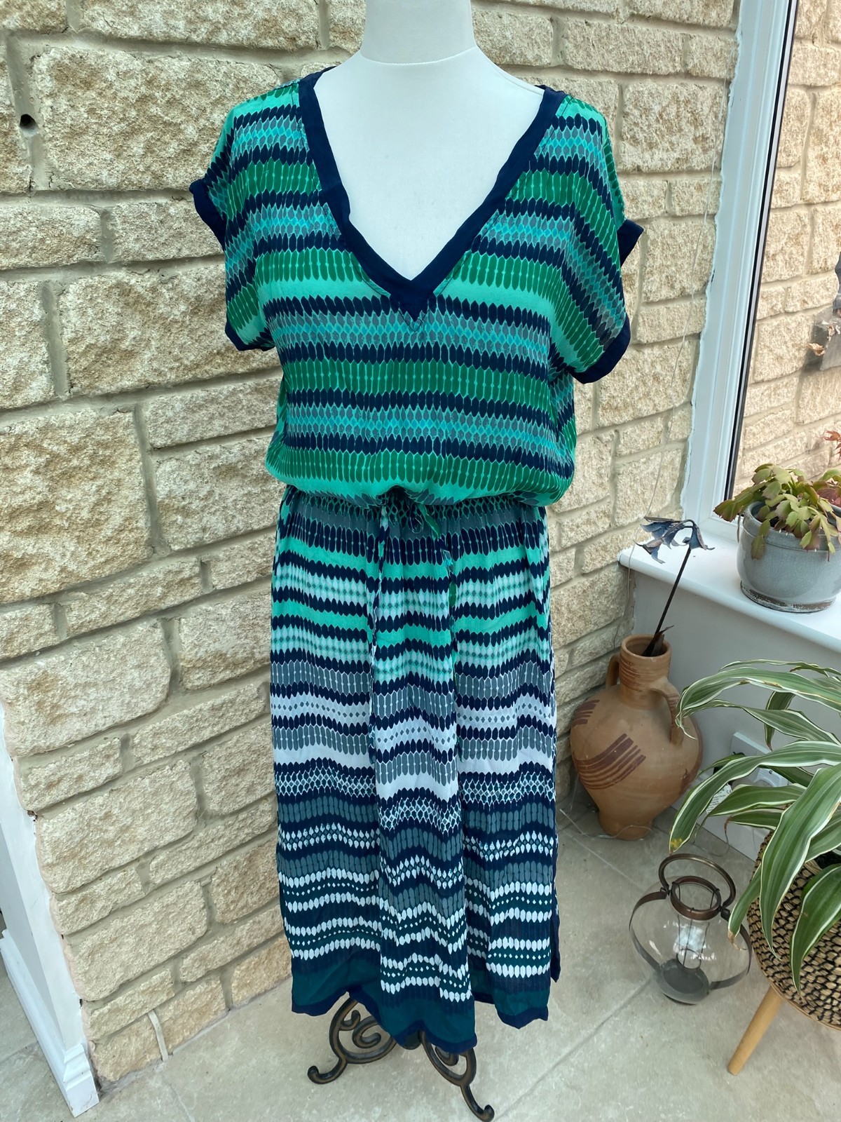 One Season Australia Blue Green Viscose Dress size M