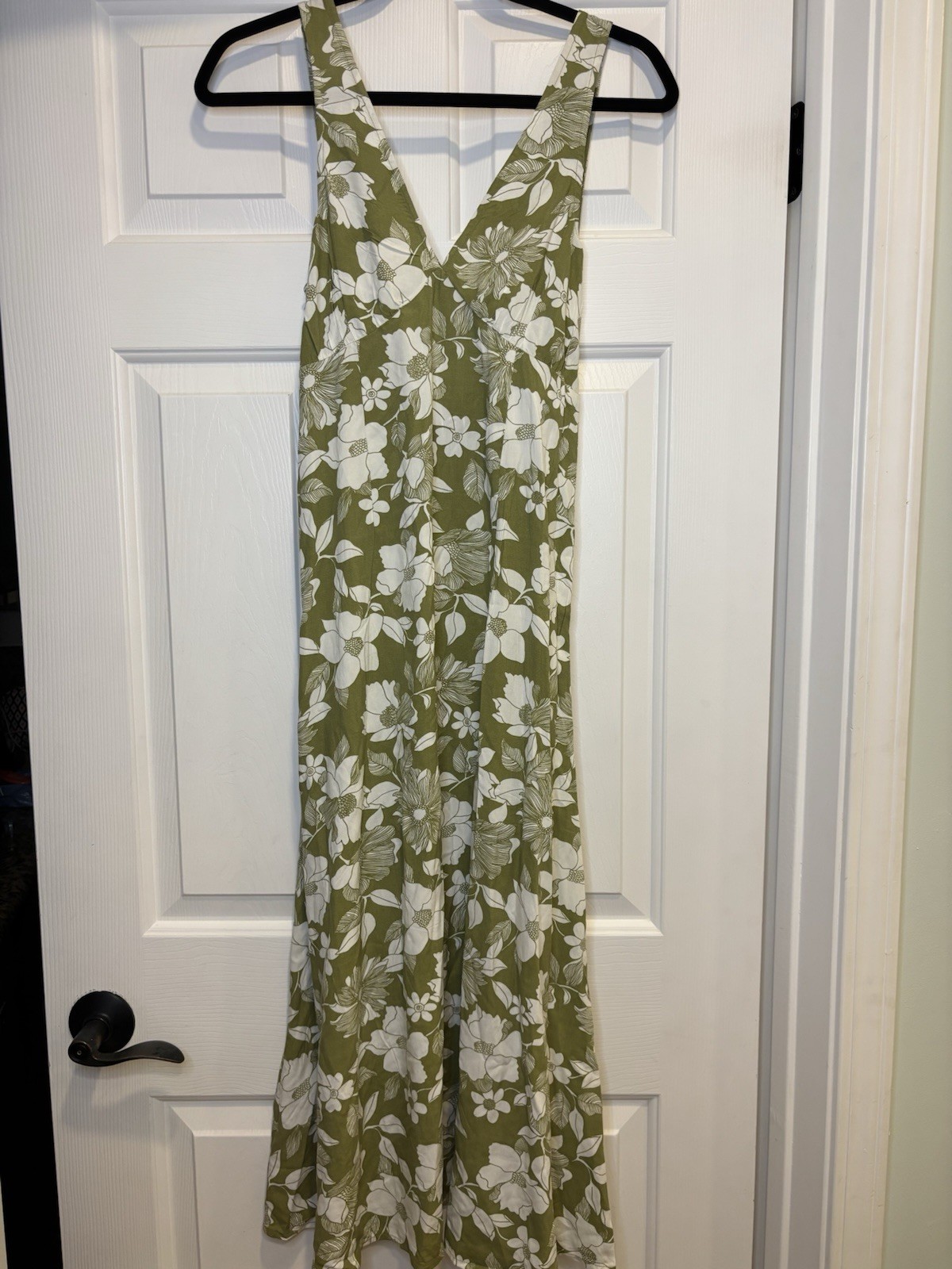 Billabong NWT midi Green Dress Floral Women’s Size Small