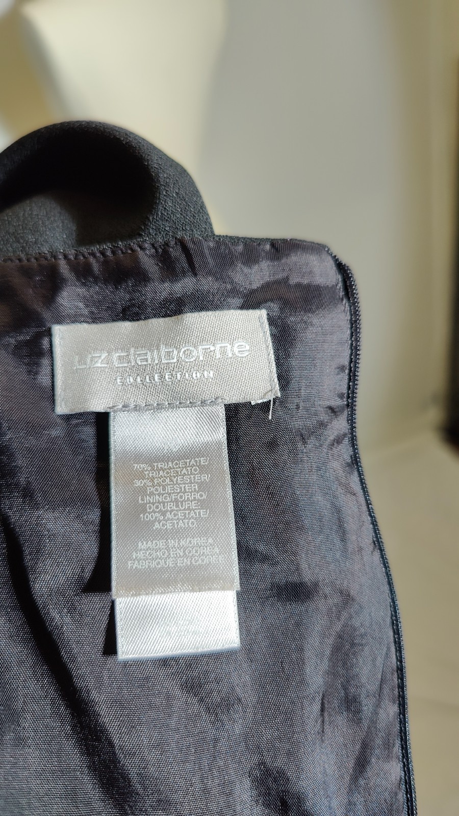 Liz Claiborne Size 10 Black Sleeveless Boatneck Sheath Dress LBD Work Cocktail.