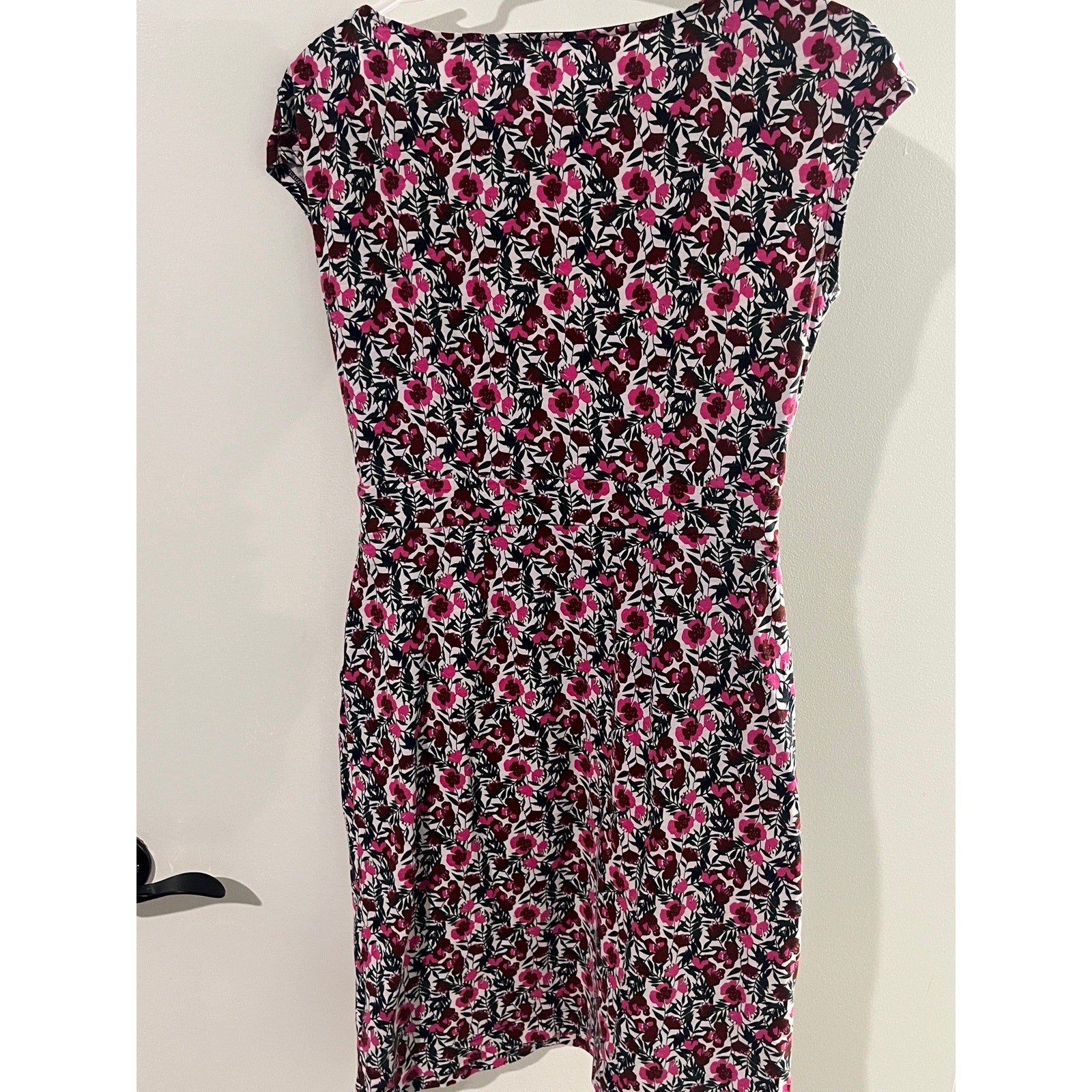 Boden Floral Sheath Dress Women’s US 6R Pink Black White Cap Sleeve Stretch Knit