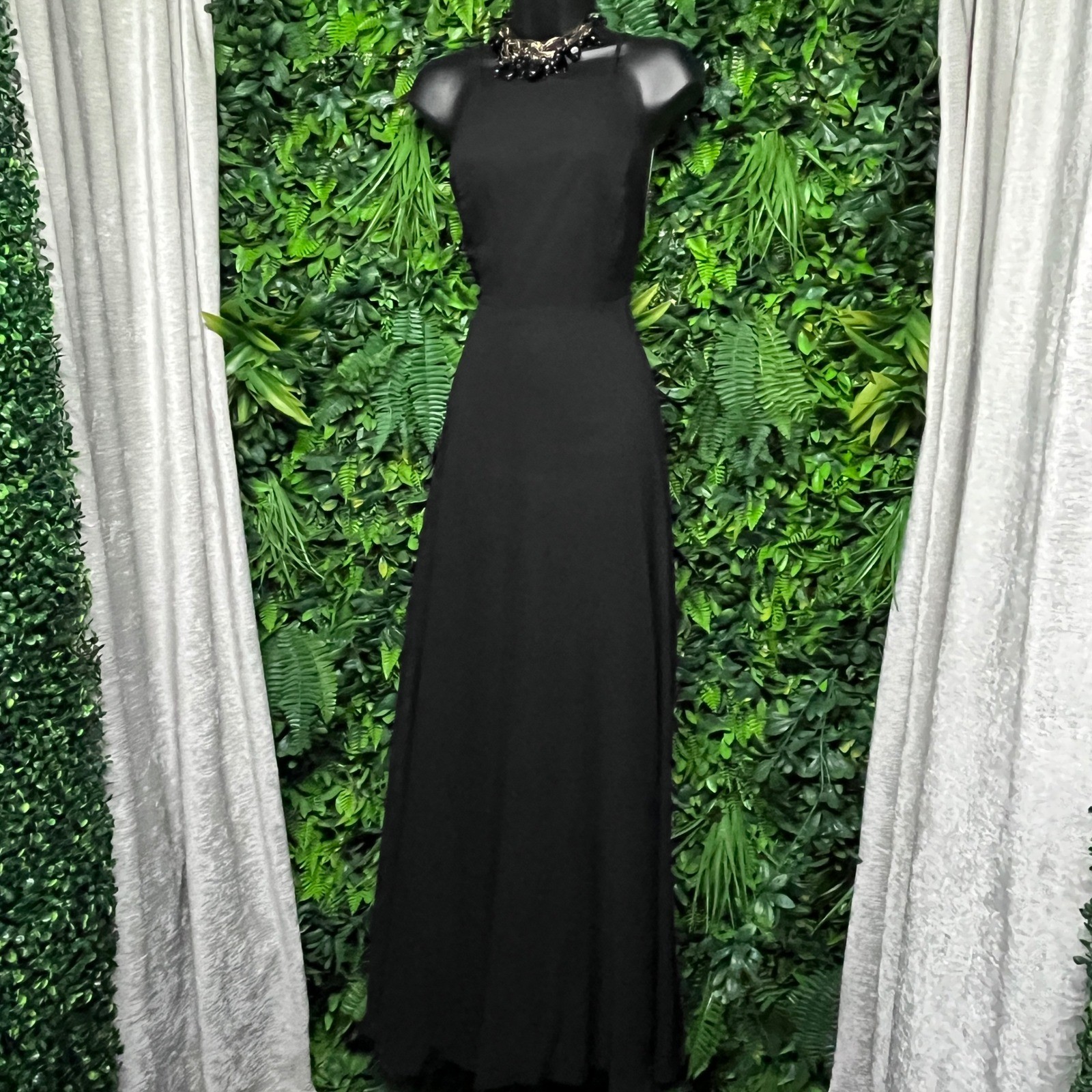 Lulus Dress Small Black Halter Open Back Maxi Formal Gown High Neck 3960
