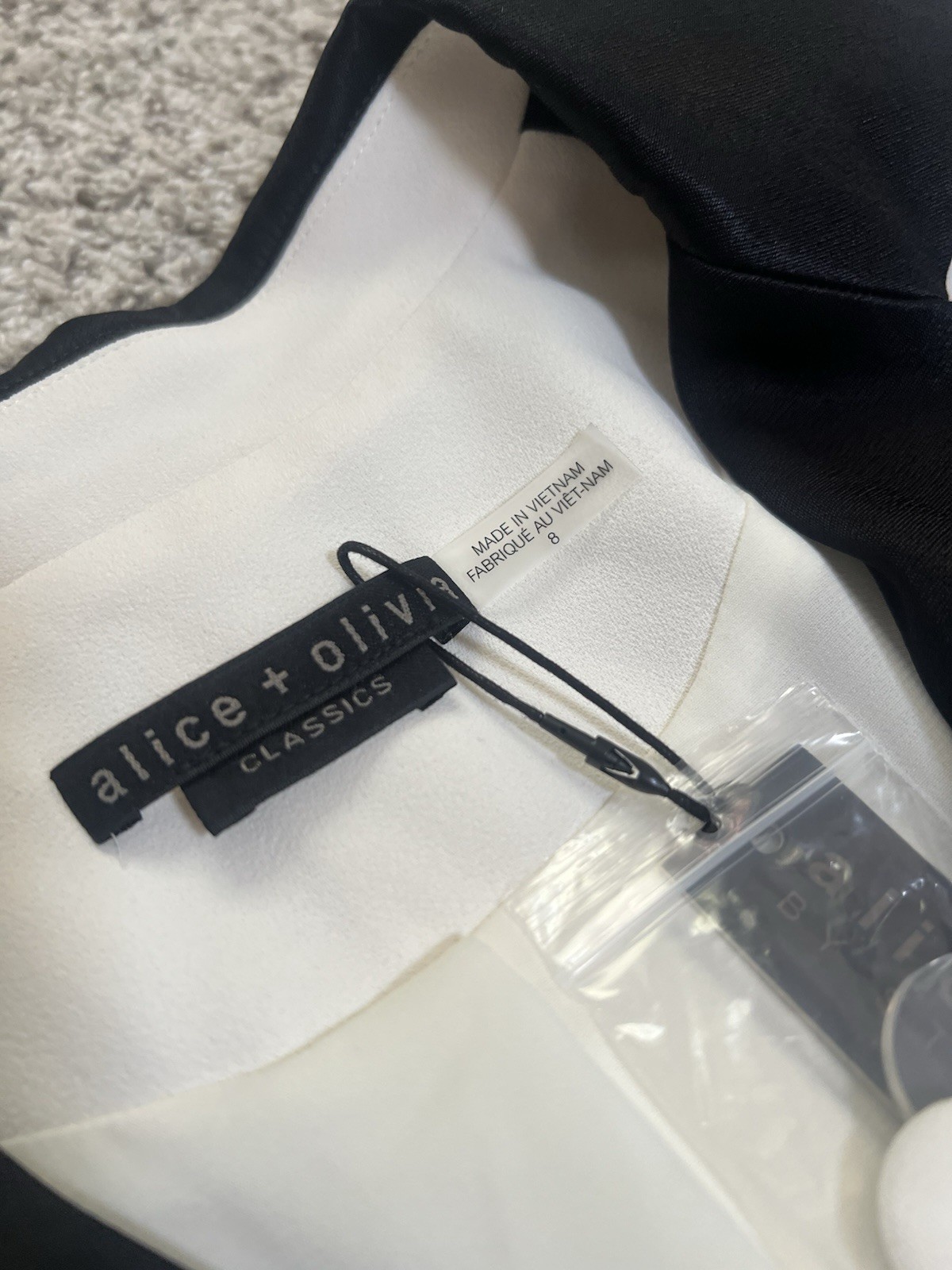 NWT alice + olivia Kryie Double Breasted Tuxedo Dress in Ecru White & Black