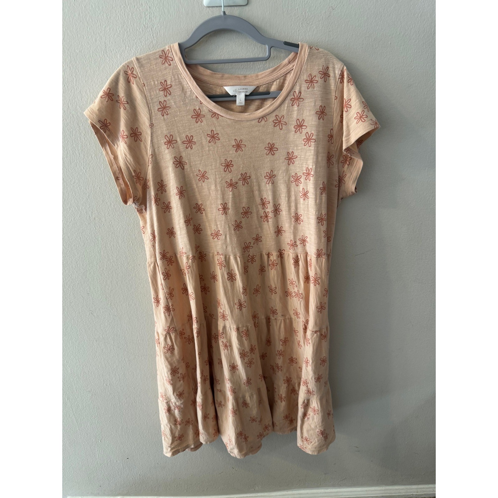 LC Lauren Conrad Peach Floral Tiered T-Shirt Dress Womens Large Short Sleeve