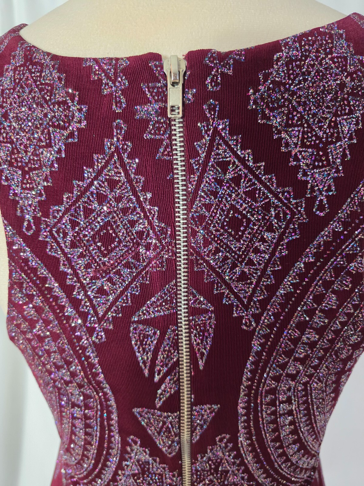 Speech Less burgundy silver gliders women dress size 9 D282