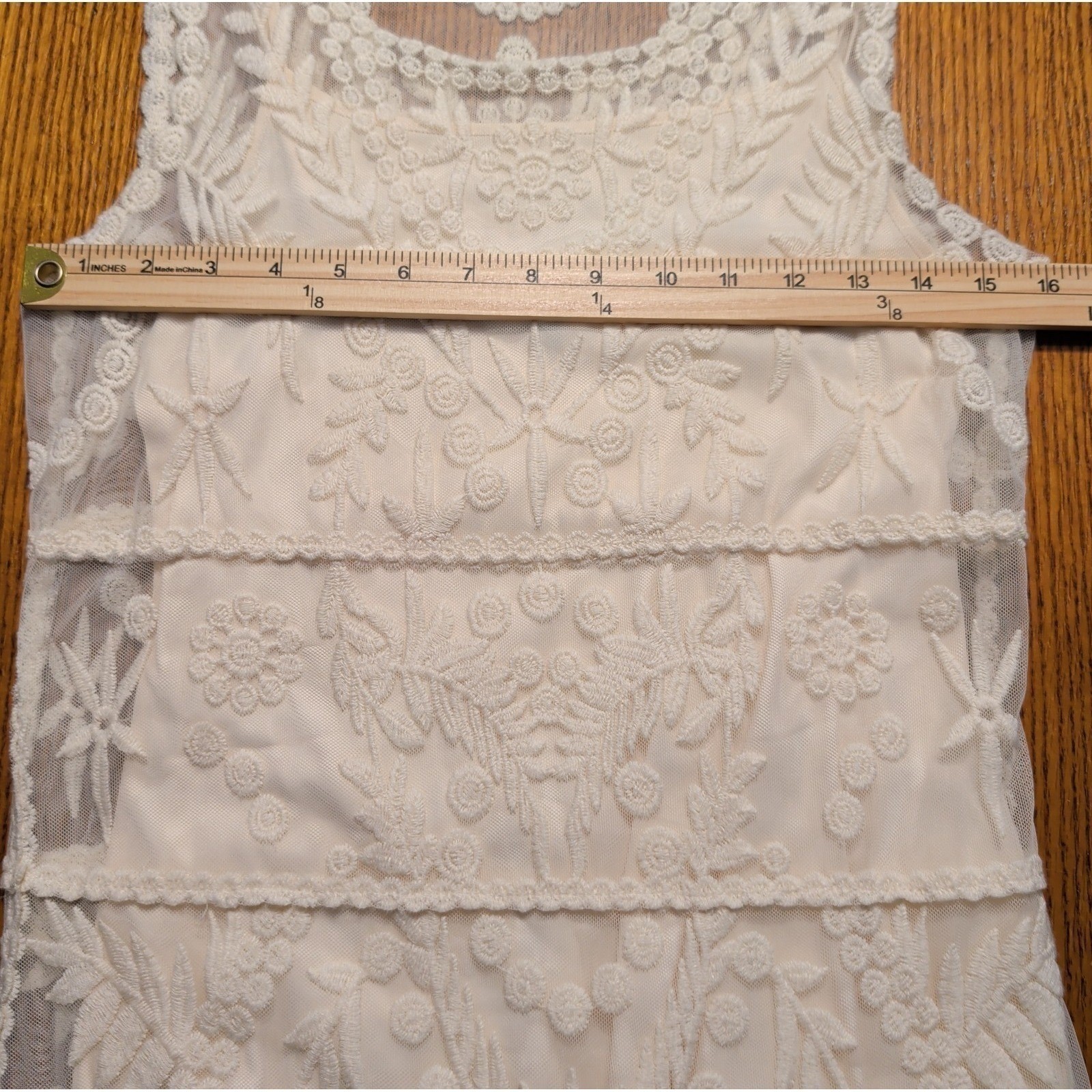 Express Ivory Lace Overlay Sleeveless Embroidered Scalloped Hem Dress Small Boho