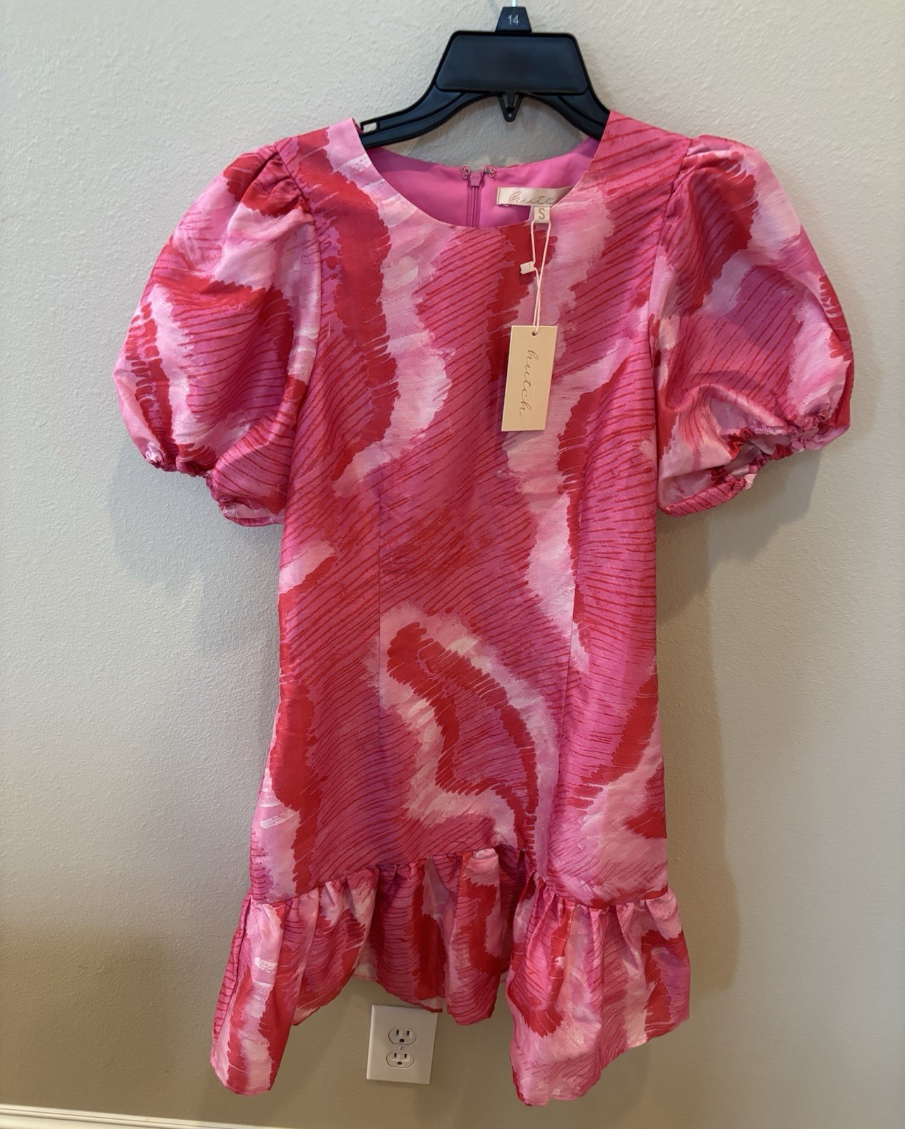 Women’s Hutch Dress Sz Sm NWT – Hot Pink/light Pink