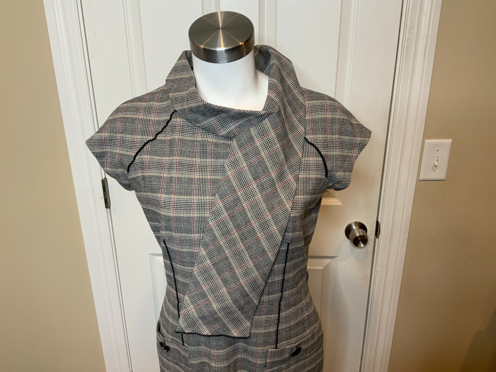 Purification Garcia Gray Houndstooth Check Bow Neck Shift Dress, Size 8 | 40